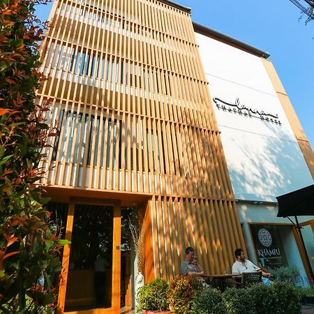 Lanna Thaphae Hotel Chiang Mai Esterno foto