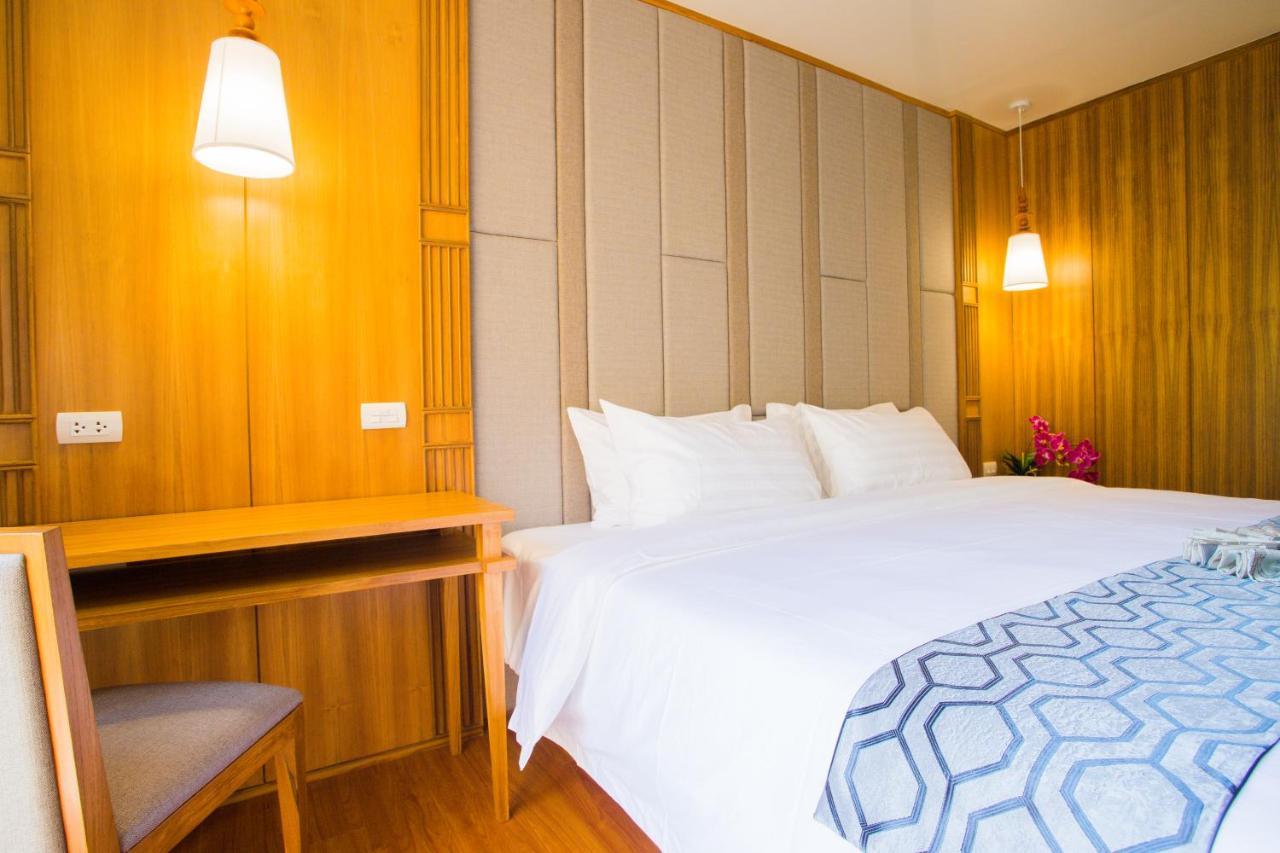 Lanna Thaphae Hotel Chiang Mai Esterno foto